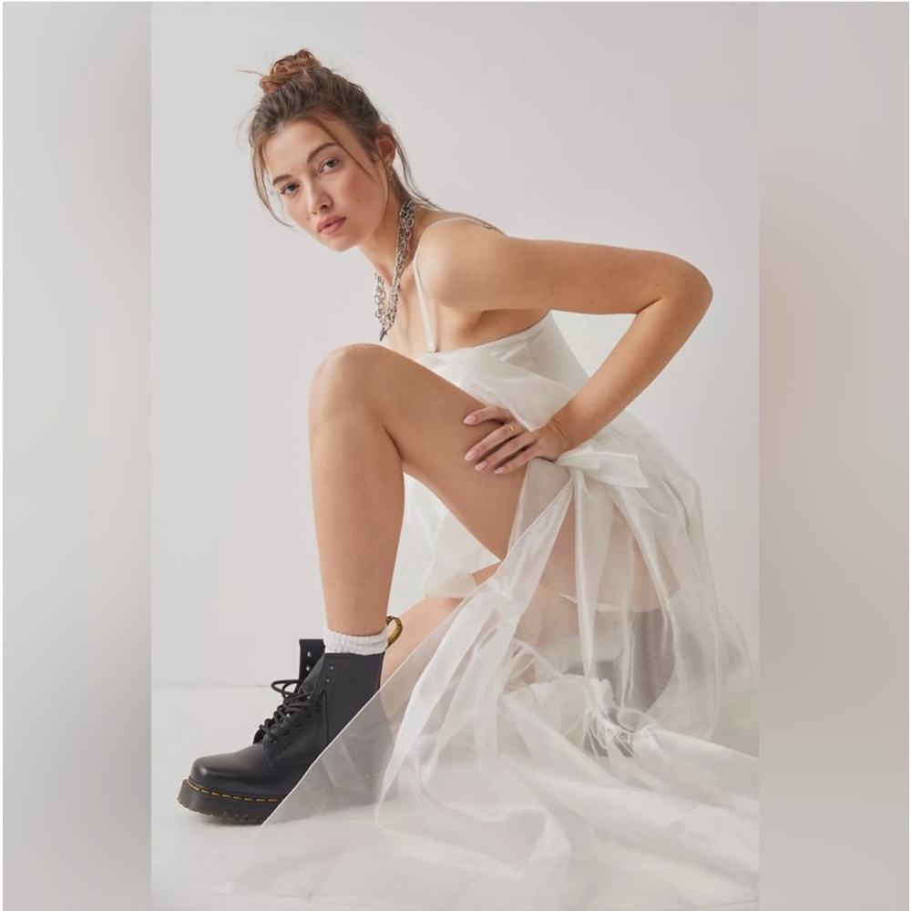 Free People × Intimately Someone Say Bows
Maxi Bodysuit